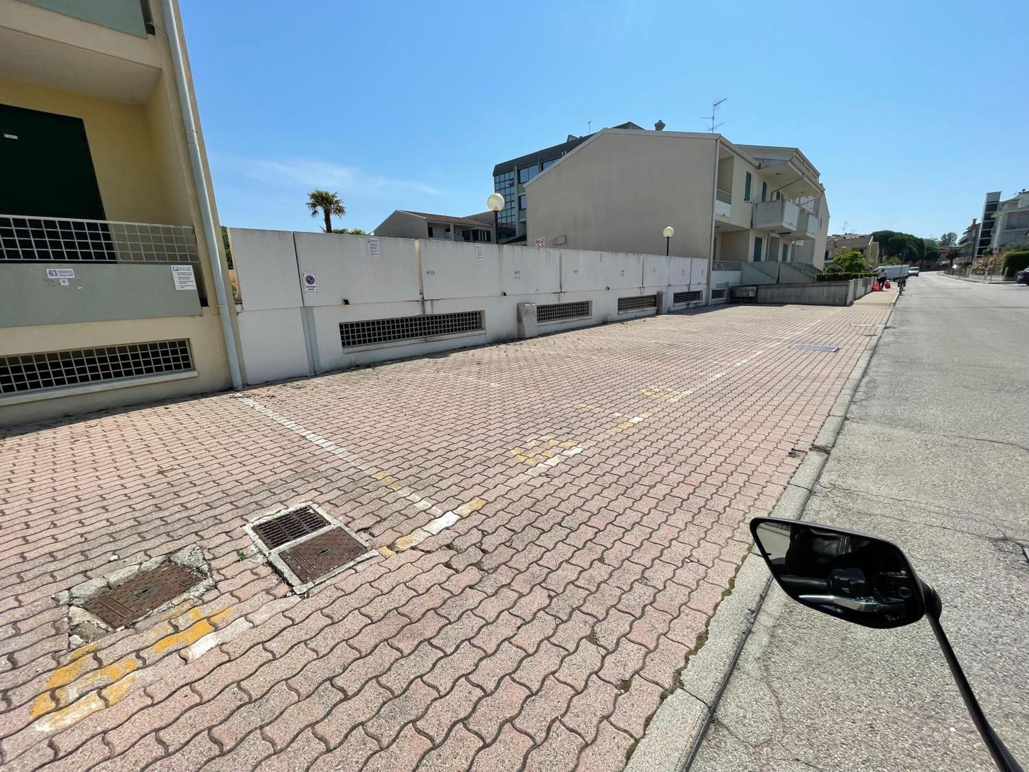 Villaggio Luna Swimmingpool- Agenzia Cocal * Caorle