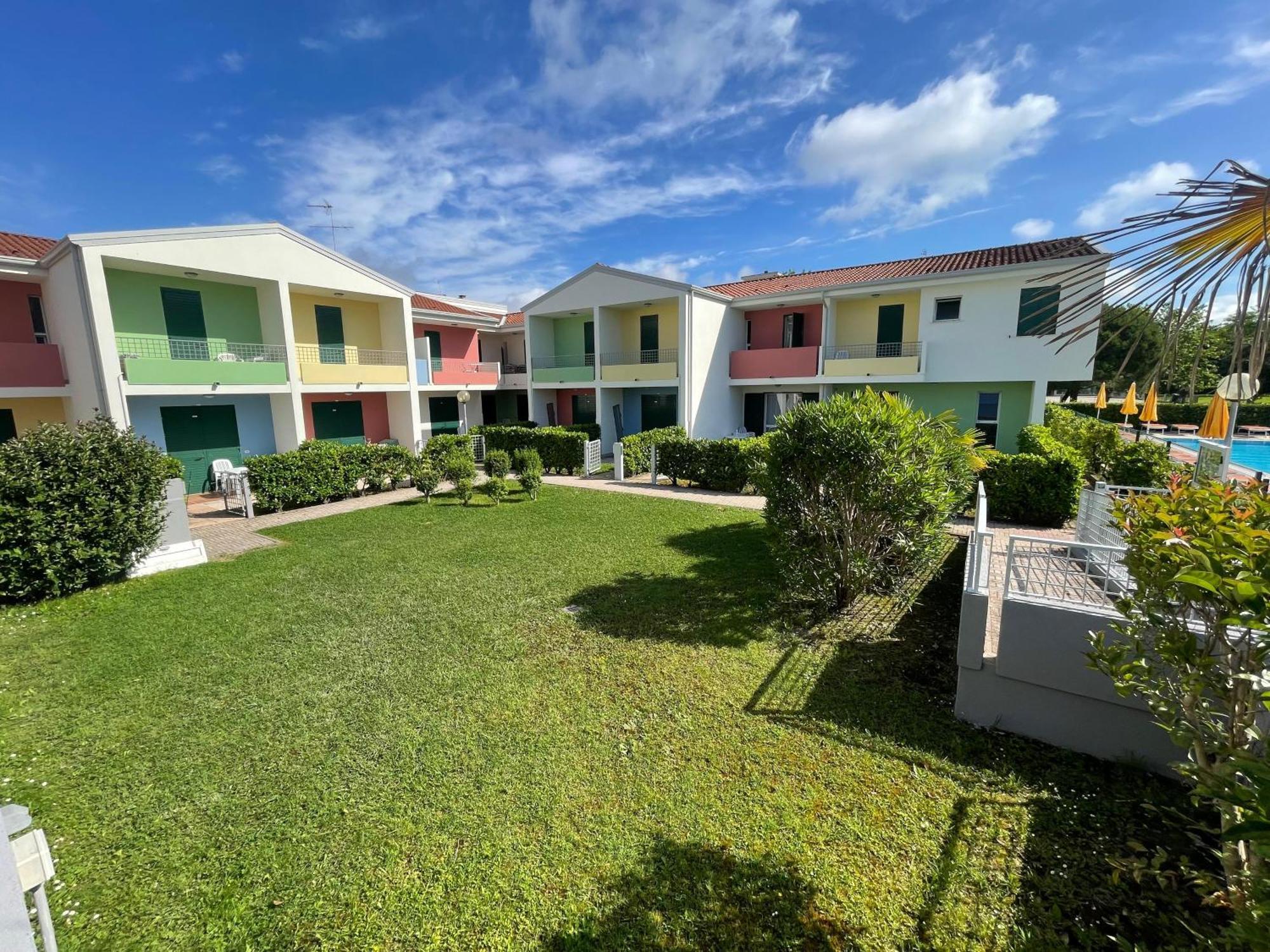 Apartment Villaggio Luna Swimmingpool- Agenzia Cocal