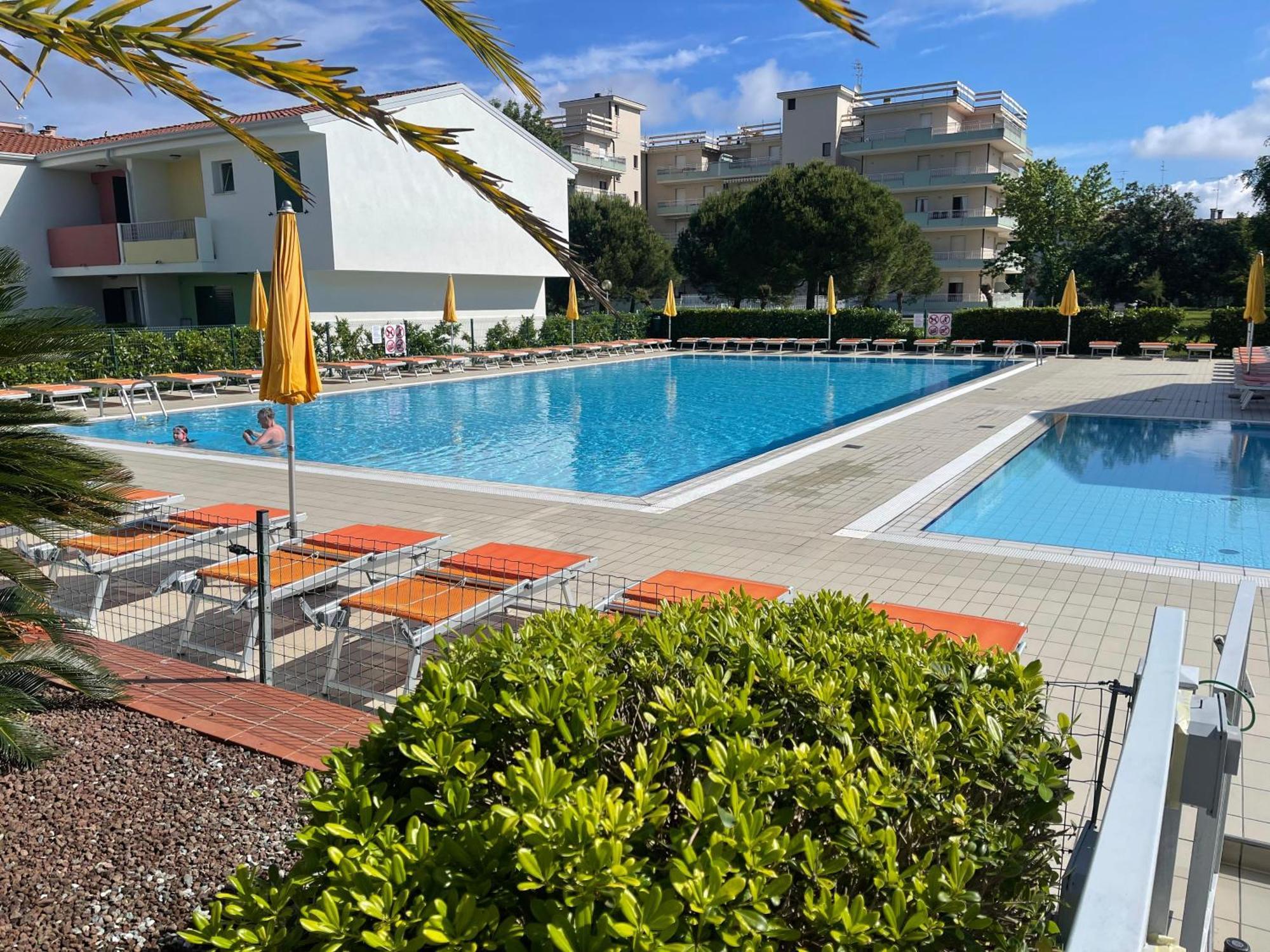 Apartment Villaggio Luna Swimmingpool- Agenzia Cocal *