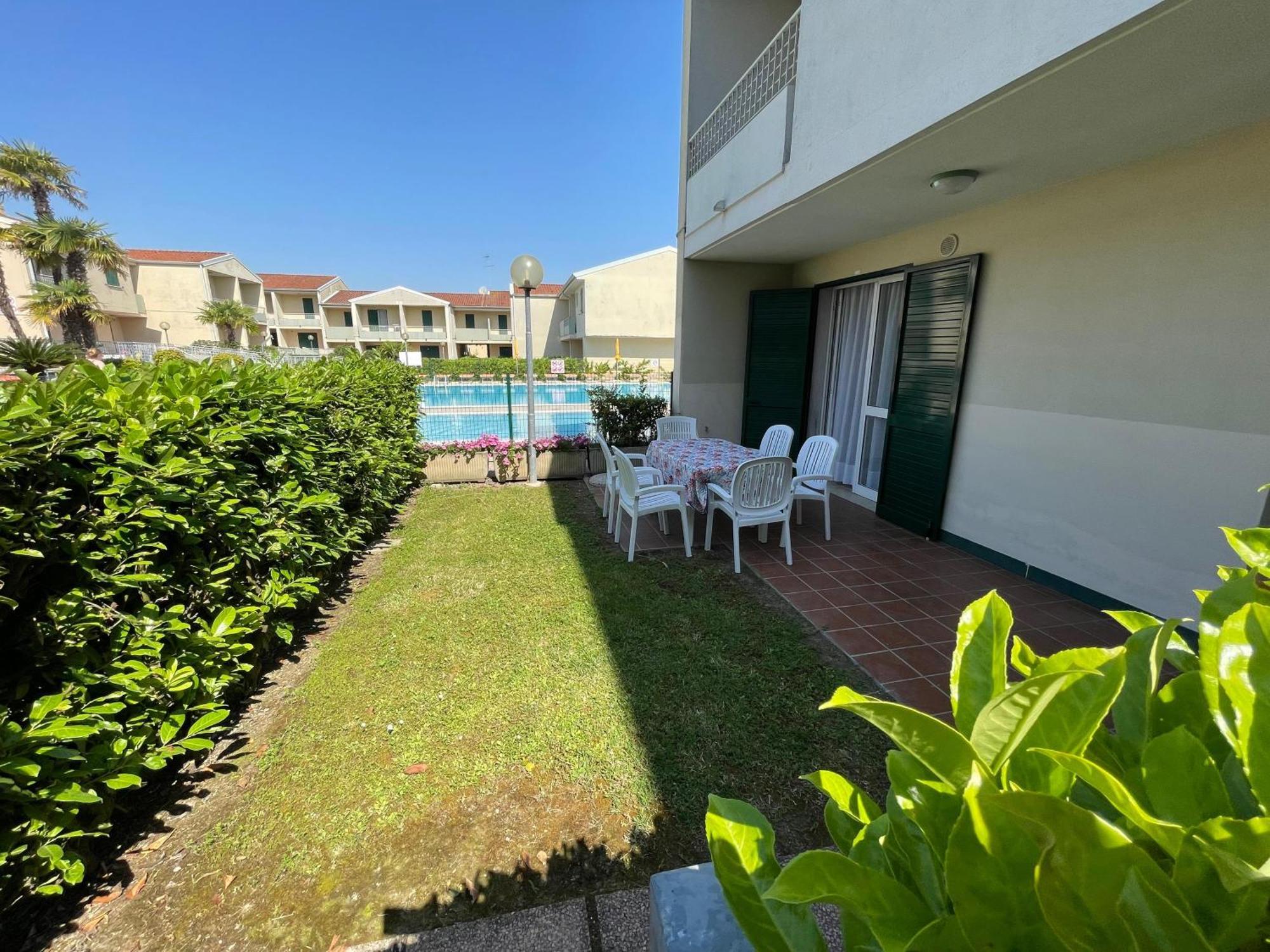 Villaggio Luna Swimmingpool- Agenzia Cocal Caorle